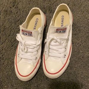 WHITE CONVERSE [CAN BE CLEANED UP]